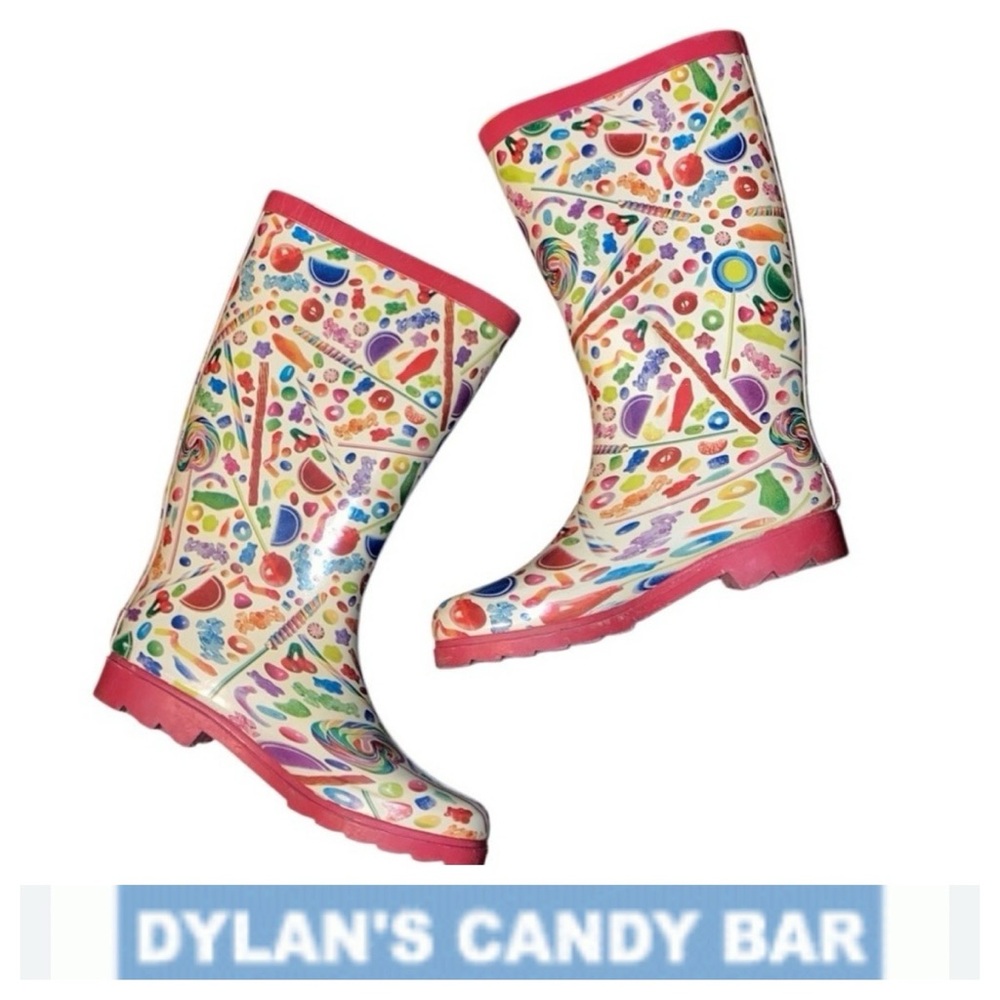 Candy Bar All Over
Print Rain Boots